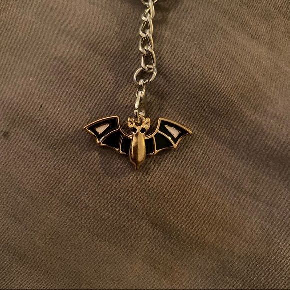 Gold black Halloween bat keychain handmade gift spooky vampire goth fall cute - Picture 2 of 2